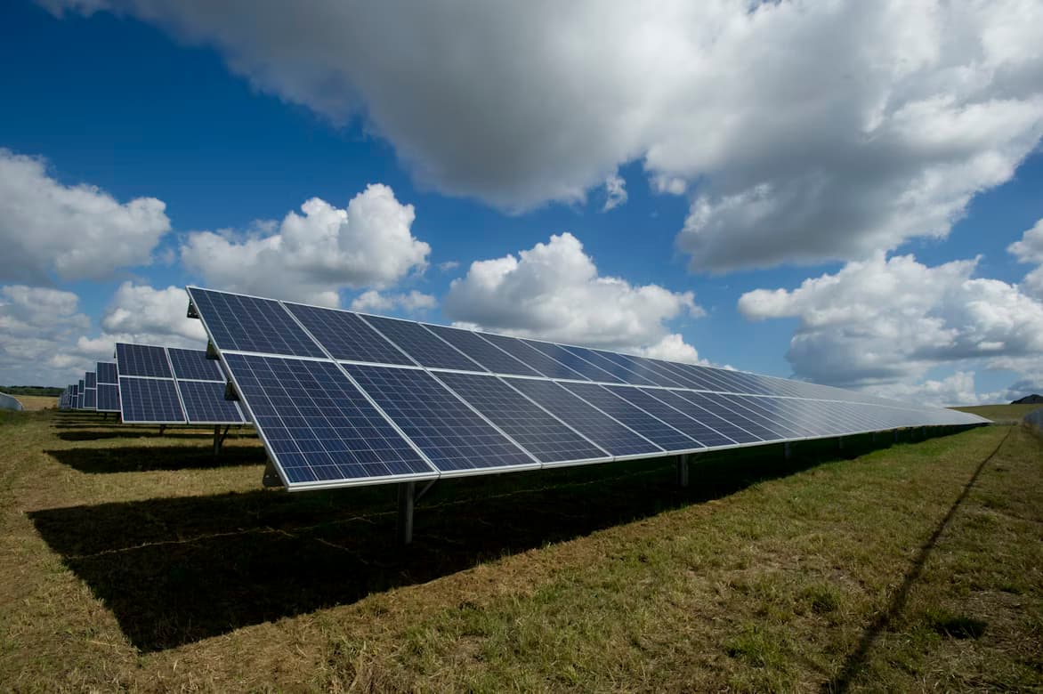 Transforme sua energia solar em valor real